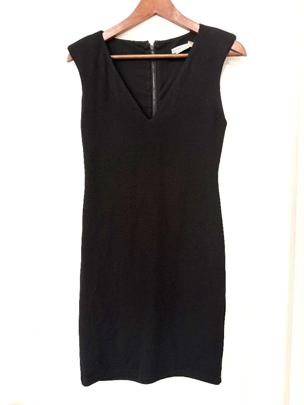 Alice + Olivia Black Sleeveless Bodycon Zip Back Dress - Size 2